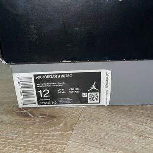 Air Jordan 9 retro, colors Shimmer Black, white, blue